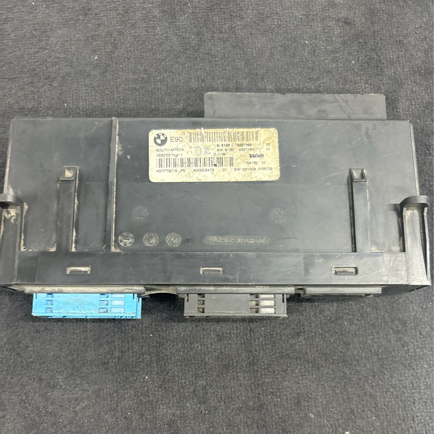 BMW-9227183- E90 junction box Genuine Product used