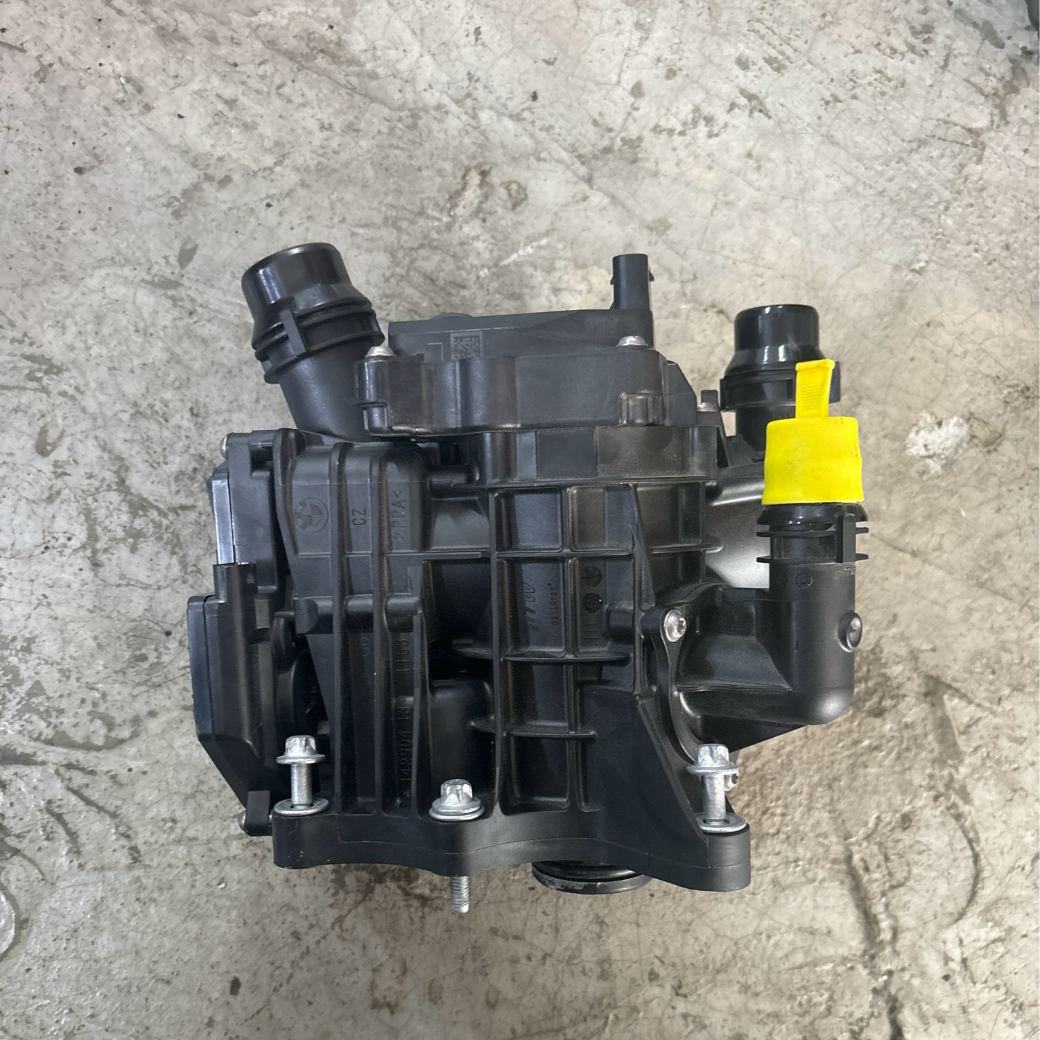 8642560 heat management cooling system 