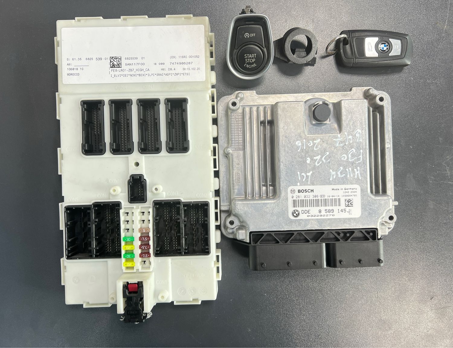 BMW 320d B47 F30 LCI 2016 ENGINE CONTROL ECU UNIT SET 8589145 