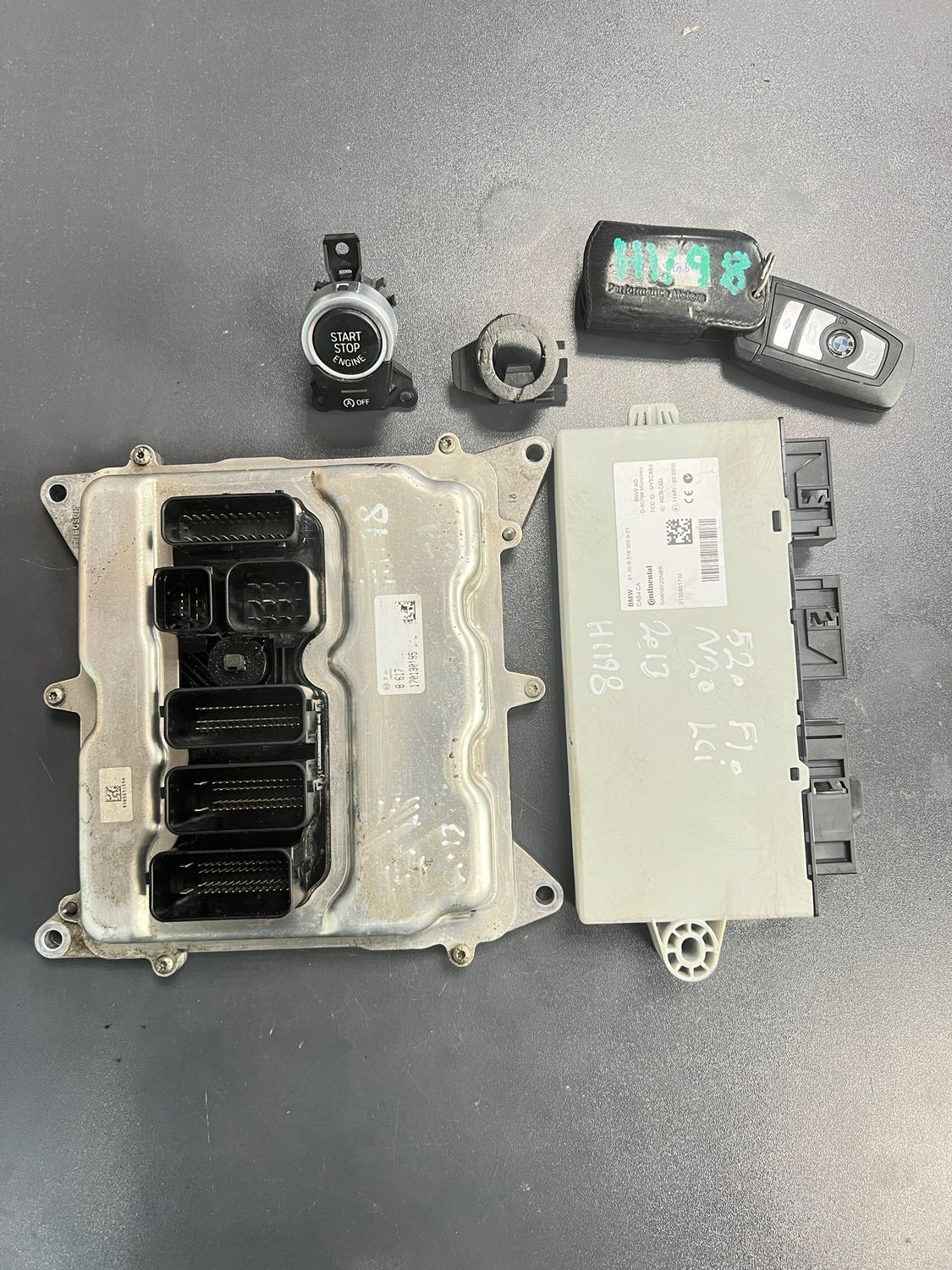 BMW 520i N20 F10 LCI 2013 ENGINE CONTROL ECU SET 8617551 Genuine Product used