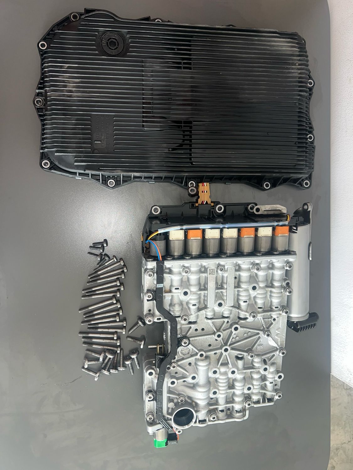 12-17 BMW F10 F30 328i 528I AUTOMATIC TRANSMISSION VALVE BODY MECHATRONIC