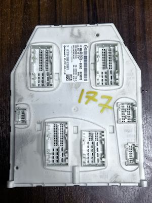 Mercedes Benz A2479001306 