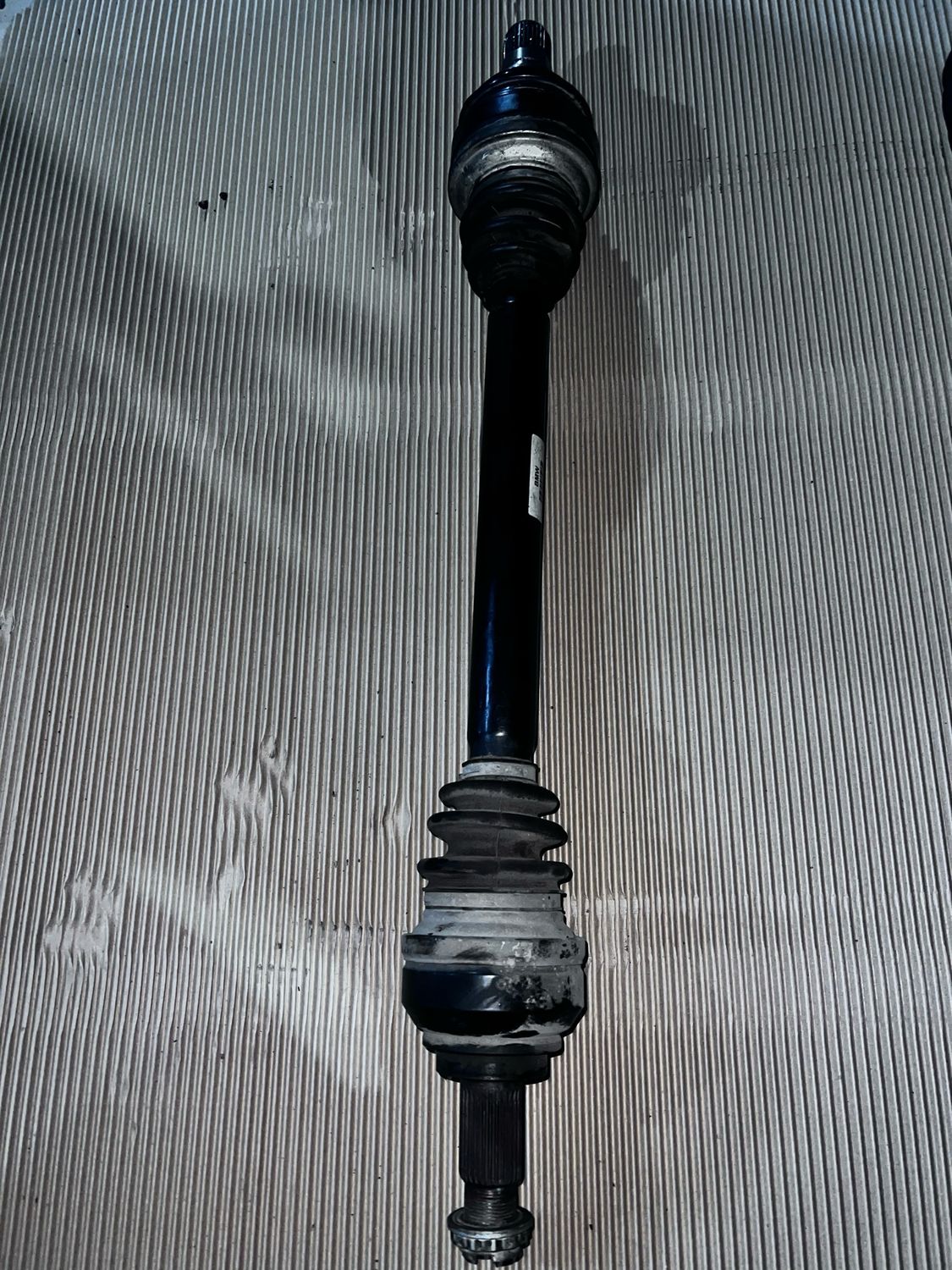 BMW M4/M3/M2 Rear Axel right 2284616 S55 2016 Genuine Product used