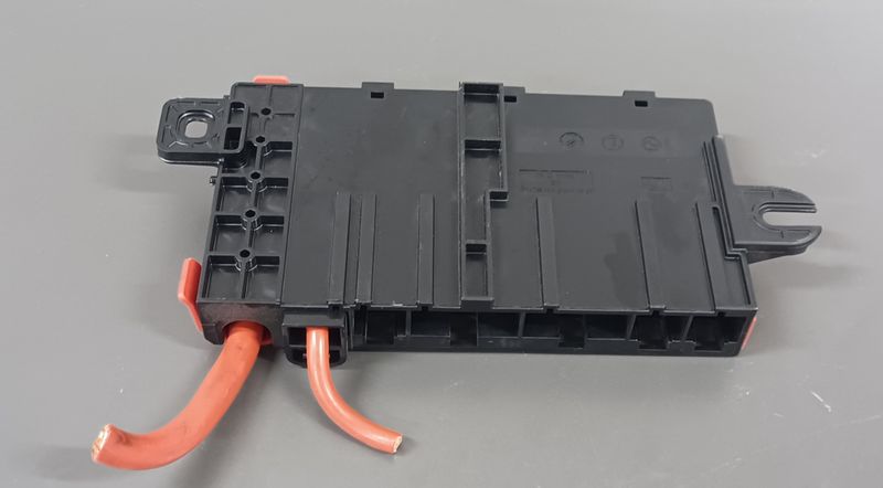 BMW Power Distribution Fuse Relay Junction Box 750i,G11,G12 Excellent Quality Branded Item