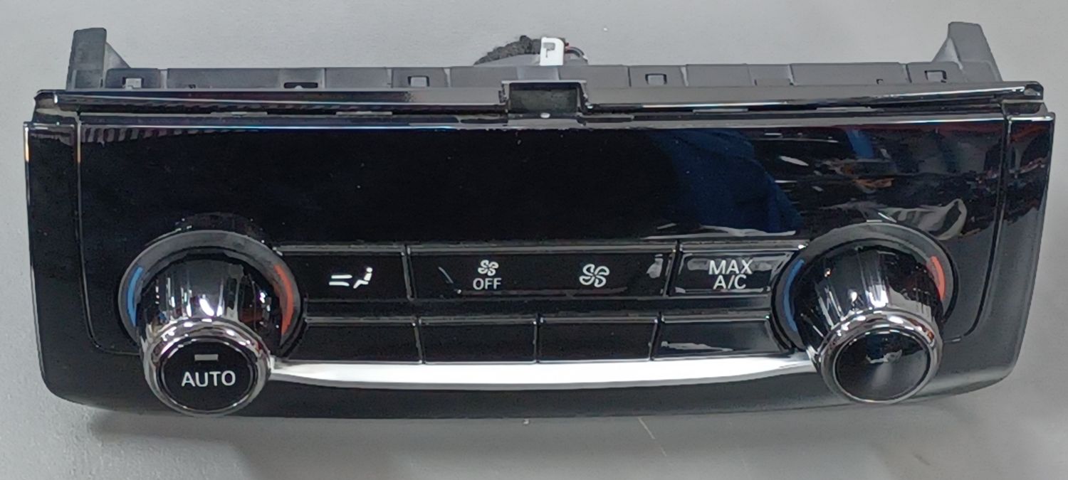 BMW G30,G31,F90 Ceramic Rear Climat Control 6999430 Excellent Quality Item