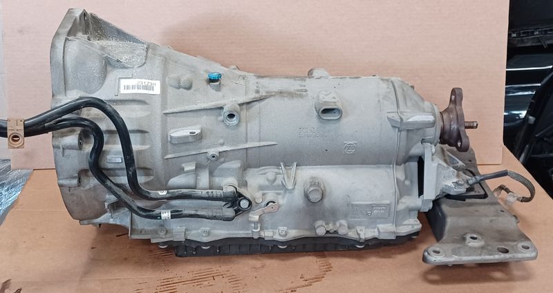 BMW Gear Box F06,N55-8601185 Good Condition Genuine Used item
