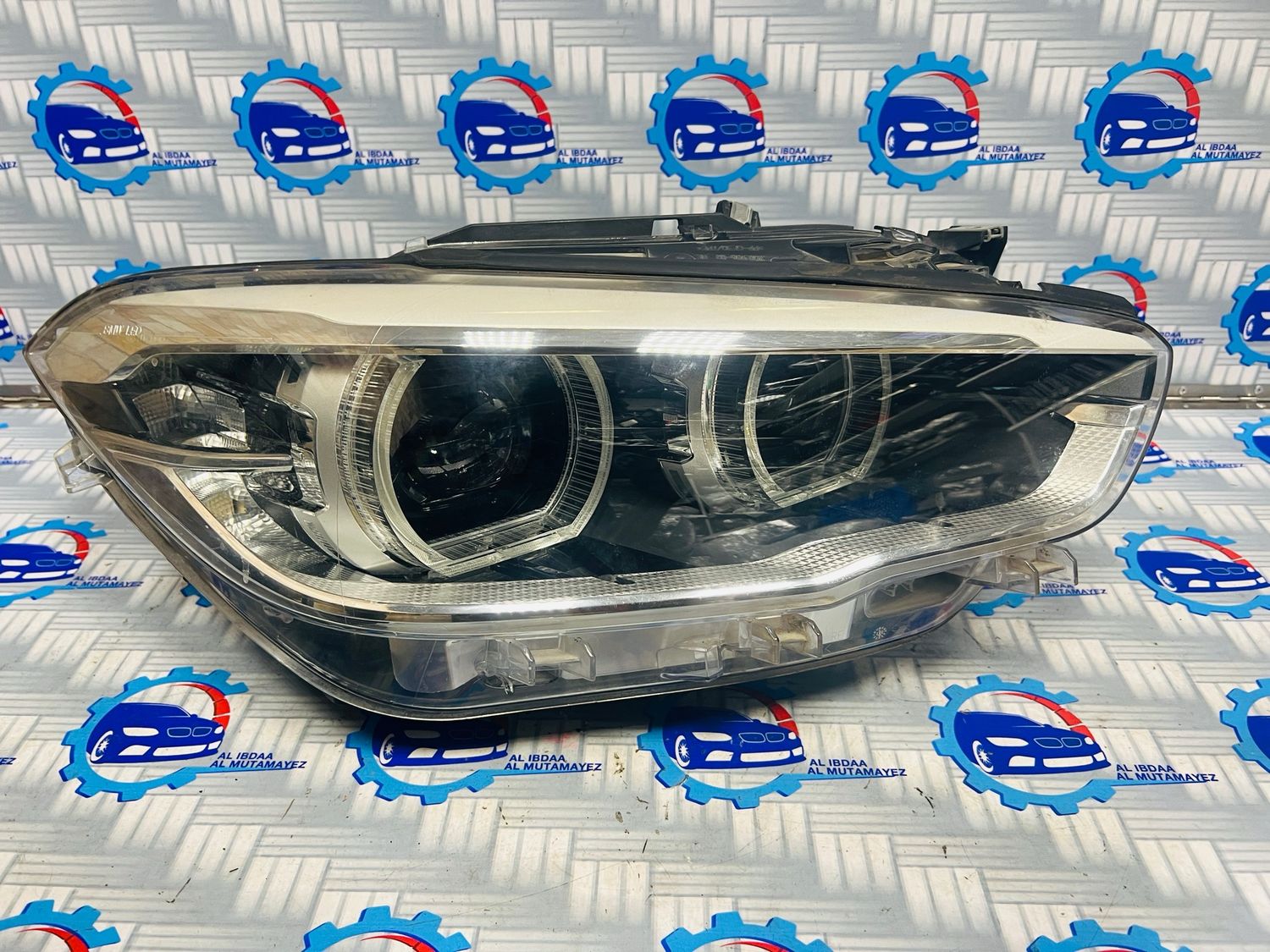 GENUINE BMW 1 SERIES F20 F21 LCI LED RIGHT SIDE HEAD LIGHT 7435780