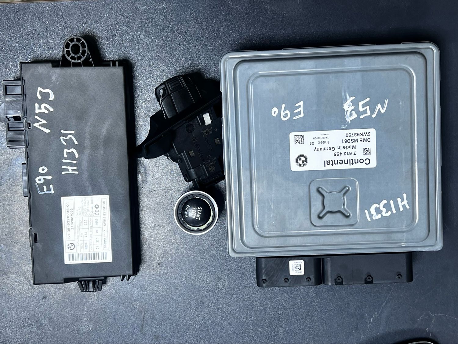 BMW E90 E91 LCI E92 E93 330 N53  ECU Kit DME CAS3 + Key 7612455 Genuine Product used