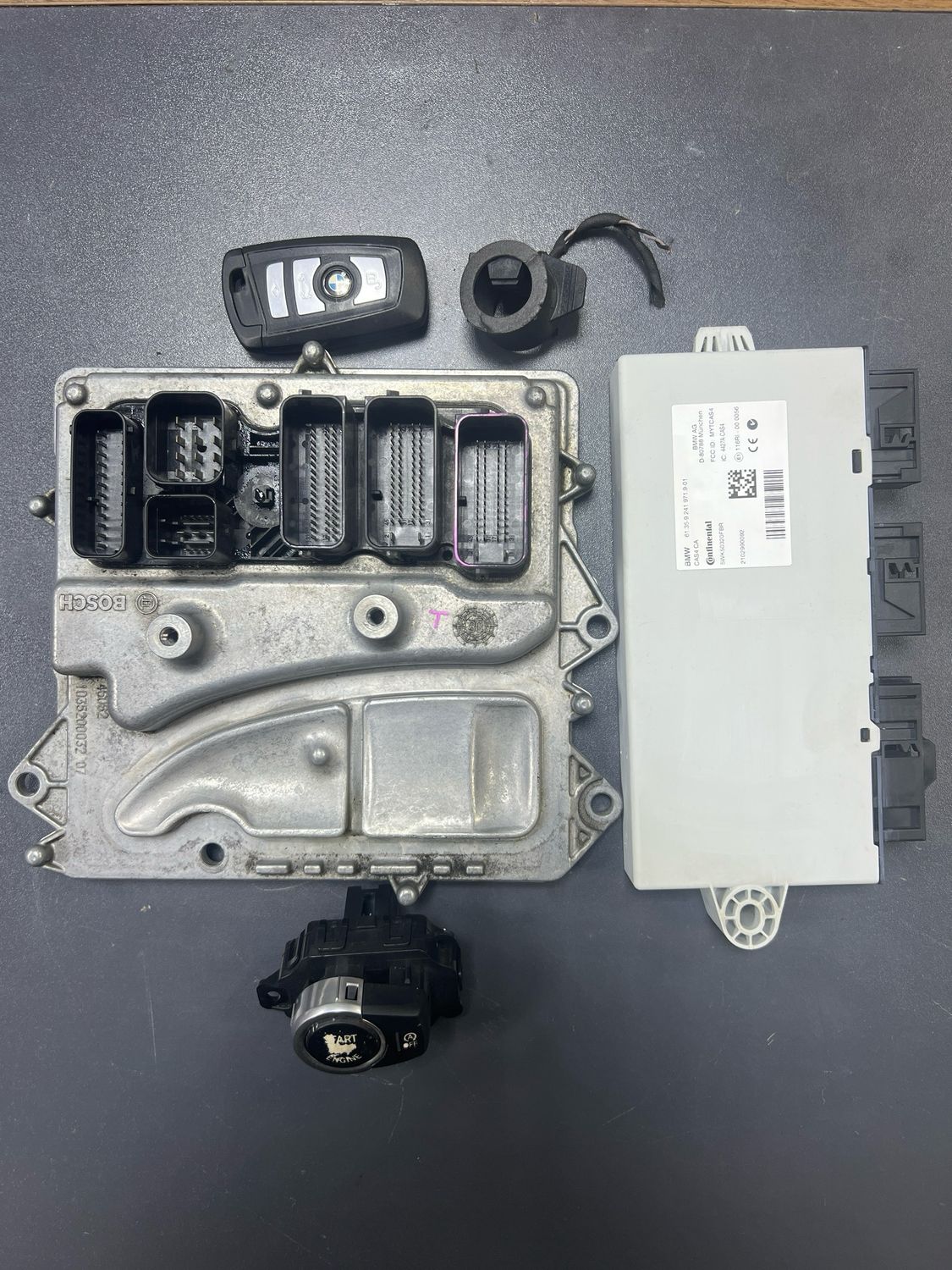 BMW X3 35iX N55 F25 2010 ENGINE CONTROL UNIT ECU SET 7620421