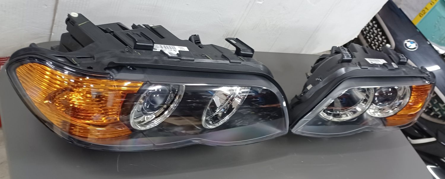 BMW X5 E53 Xenon Head Light Left & Right set 7166801 , 7166802 Genuine product brand new