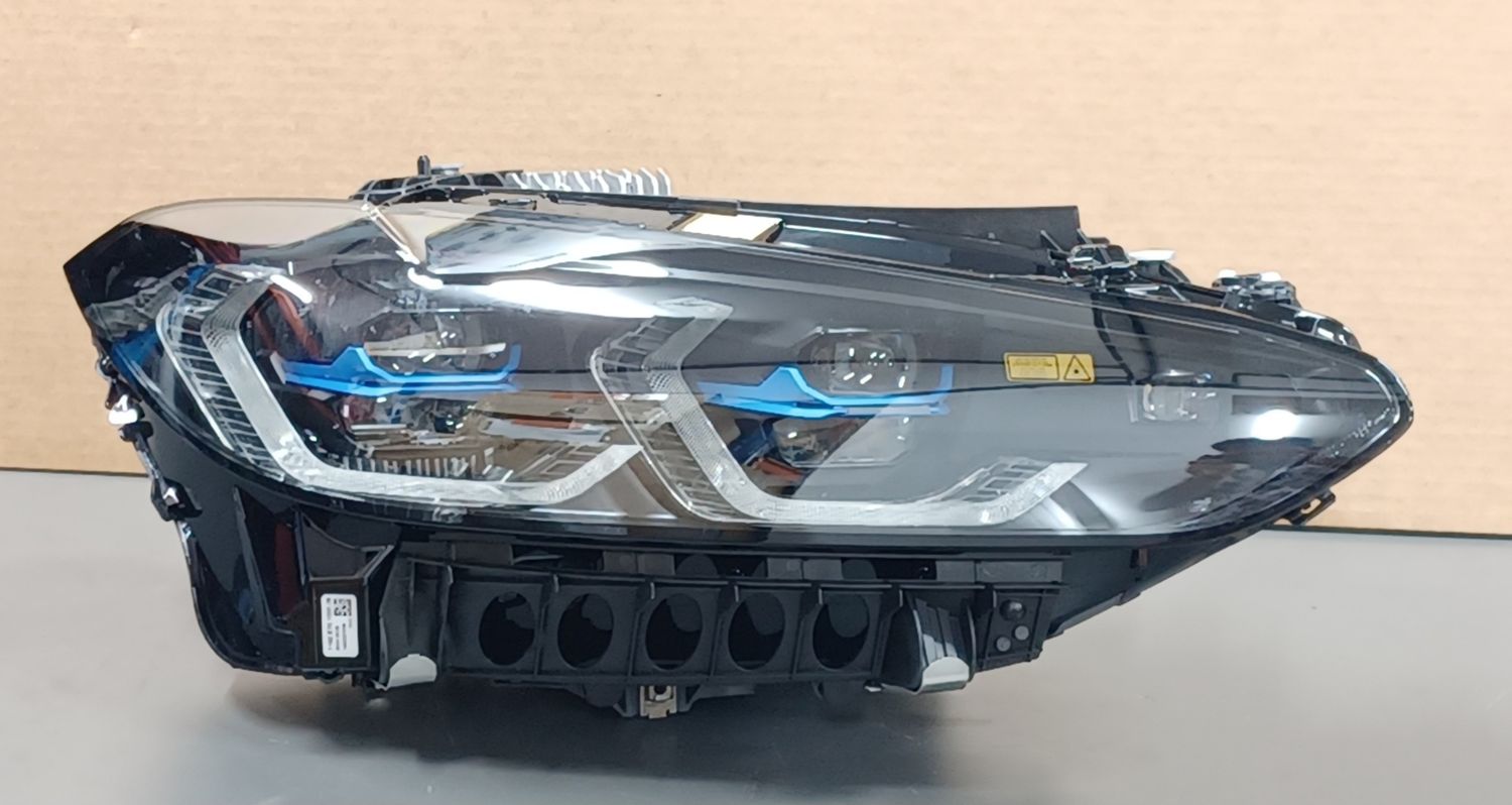 BMW G80,G22 Head Light Laser Right Side Canada Spec 7884628 Genuine Brand New Product