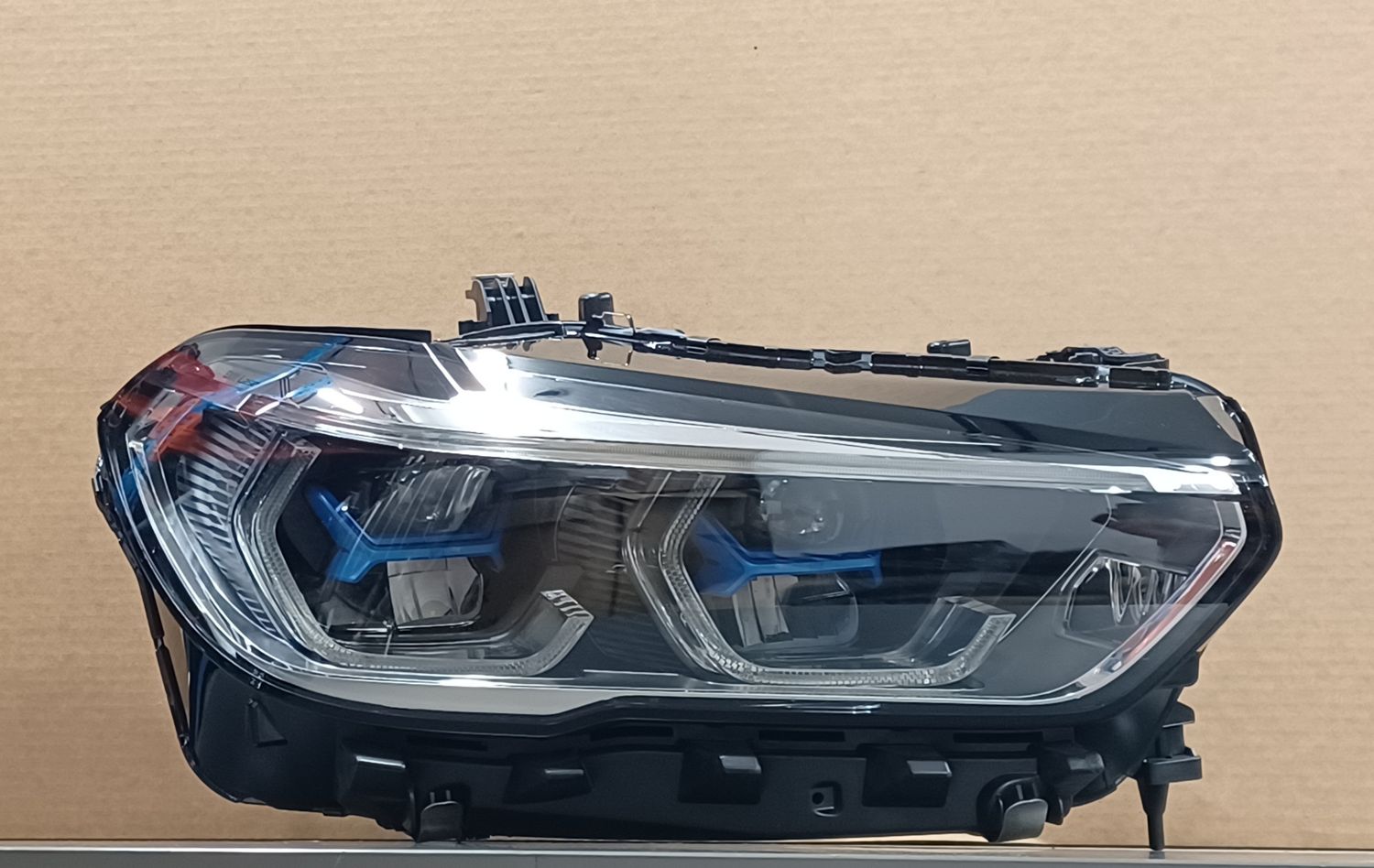 BMW G05,G06 Head Light Laser Right side US Spec-5A279A4 Genuine Brand new Product