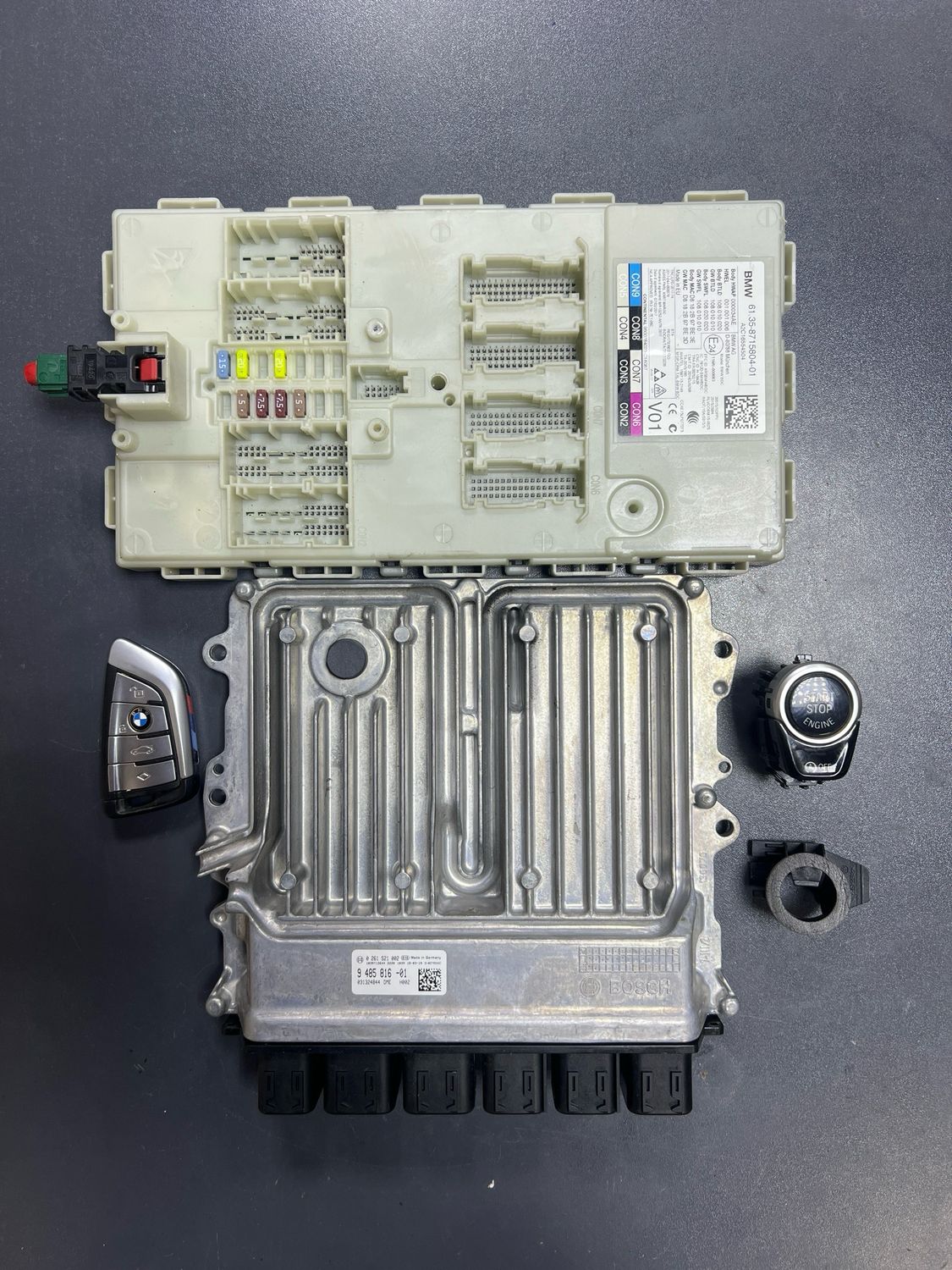BMW 530i B48 G31 2018 engine control ecu unit set 9485816 Genuine Product used