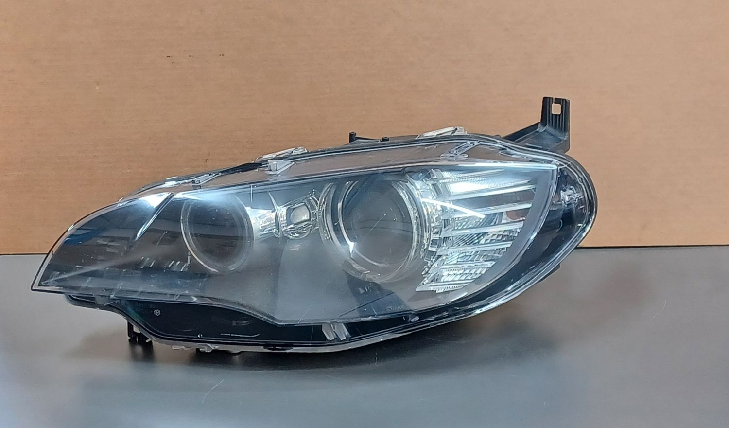 BMW X6,E71 Head Light Xenon Left Side ECE 7271359 Genuine product used item