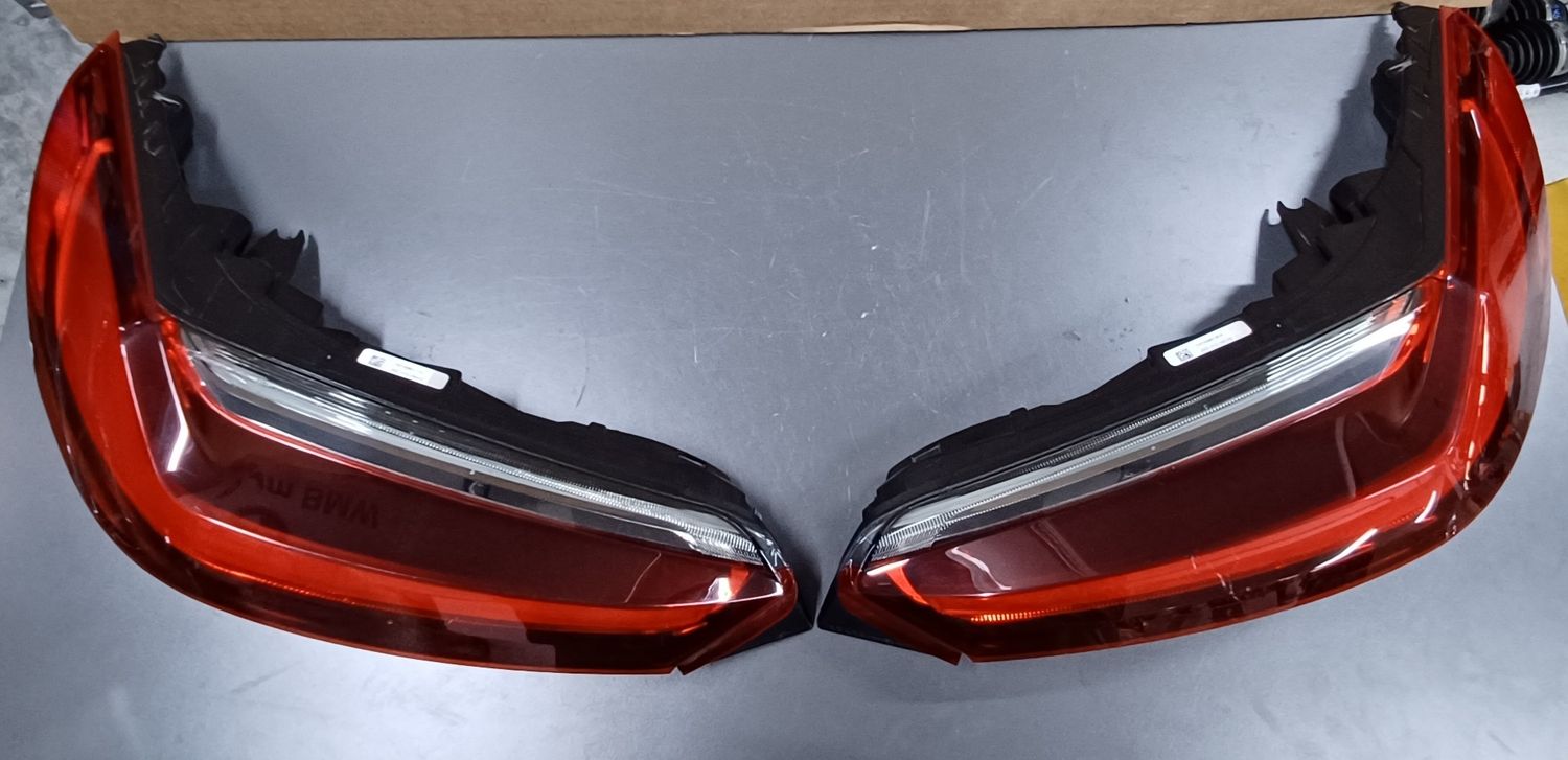 BMW Z4,G29 Rear Tail Light Left& Right set 7439018, 7439017 Genuine product used item