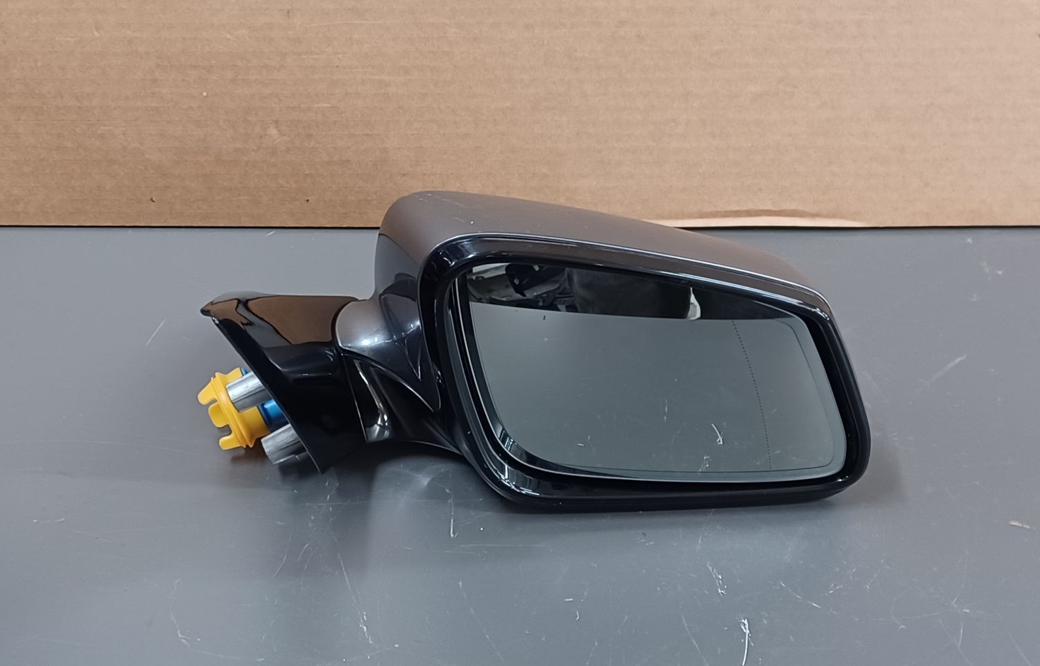 BMW F07 Side Mirror Right Side Grey Colour Foldable Type Genuine Product Used