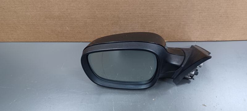 BMW F25 Side Mirror Left Side Black Colour Foldable Type With Camera Genuine Product used