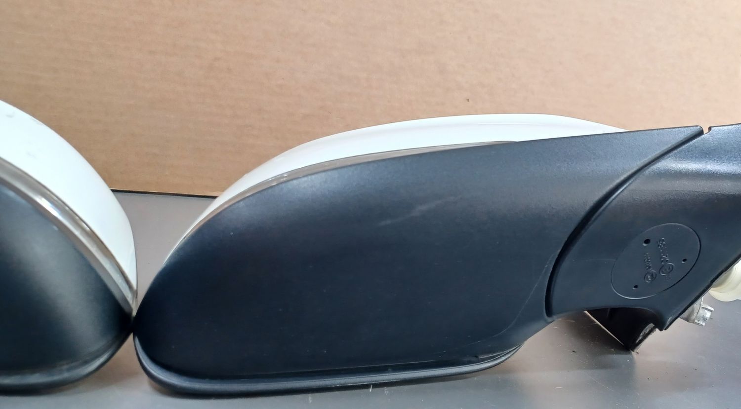 BMW F20 LCi 2015 Side Mirror Left & Right Pair White Colour Foldable Type With Signal Light Genuine Product used