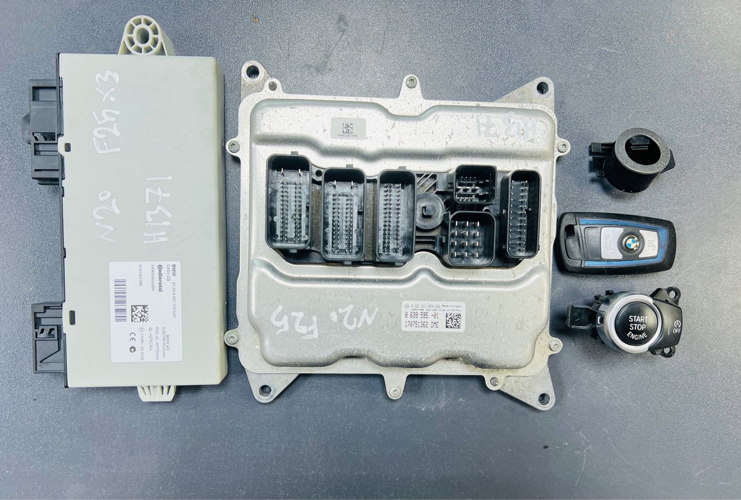 X3 20iX N20 F25 2015 ENGINE CONTROL ECU MODULE UNIT SET DME 8639595