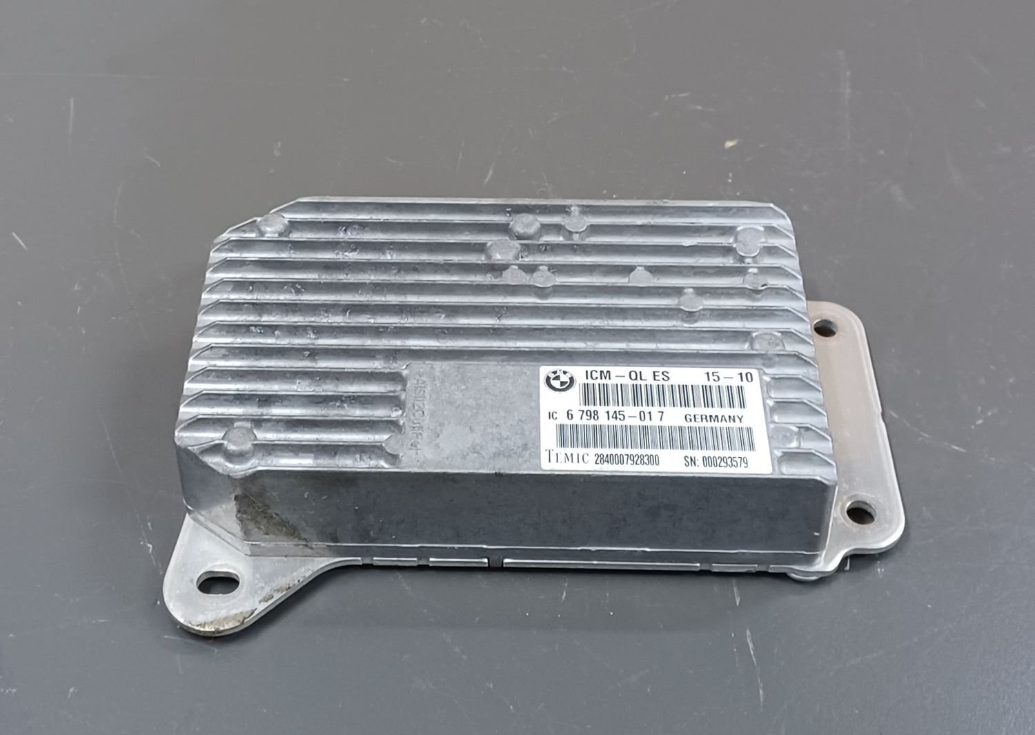 BMW F01,740i ICM Control Unit Module 6798145 Genuine Product used item