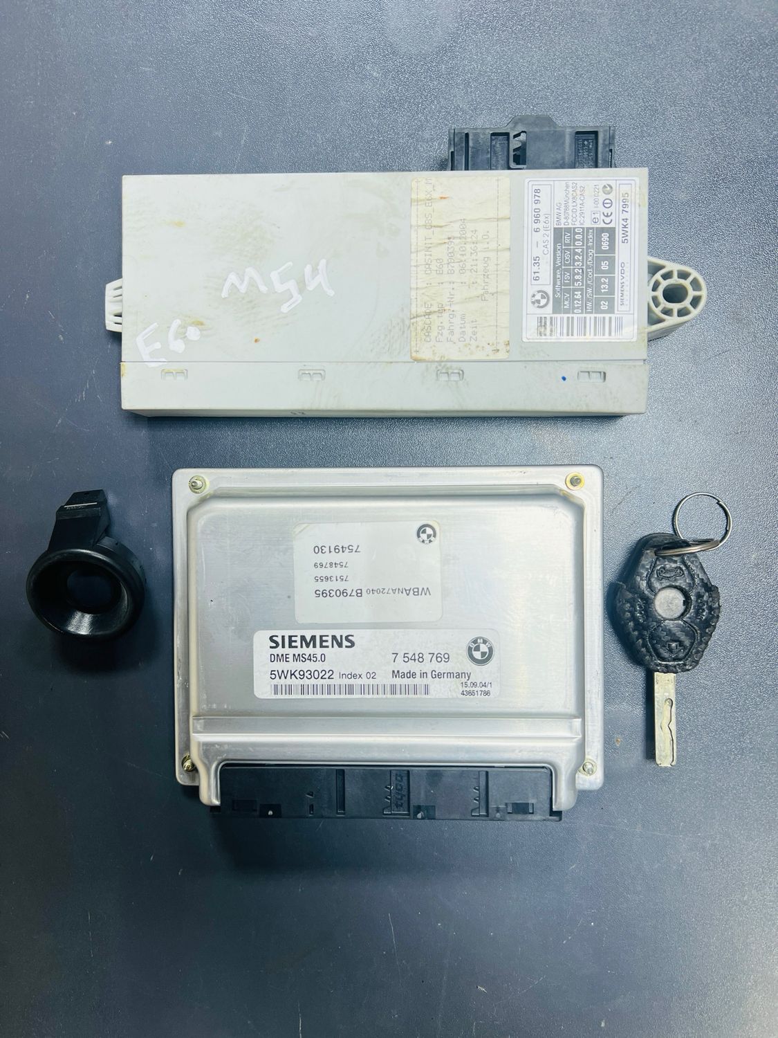 BMW 530i M54 E60 2004 ENGINE CONTROL ECU UNIT SET MS45.0 7548769