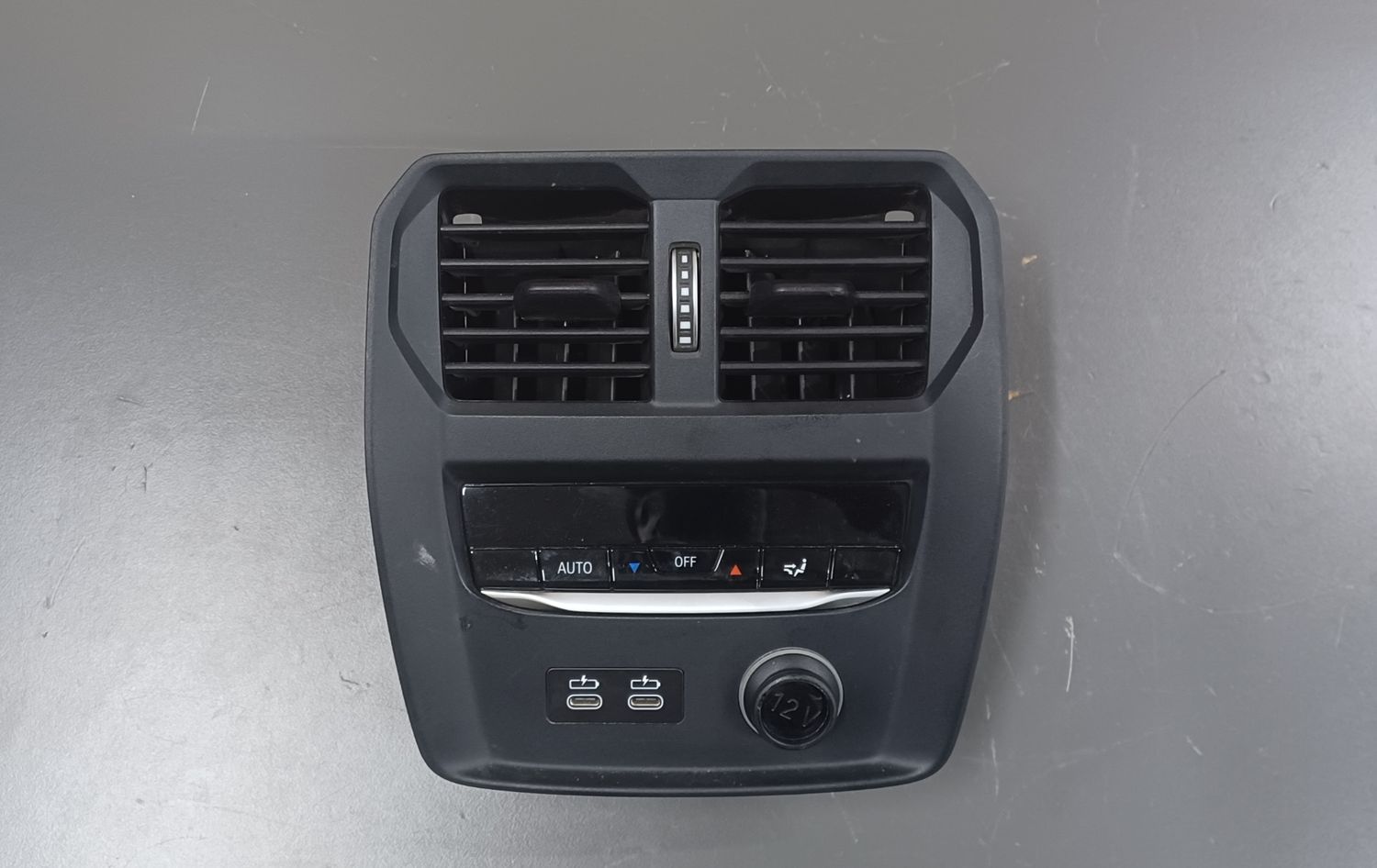 BMW G20,G21 Rear A/C Claimate Heater Control Unit 9493012 Genuine Product Used