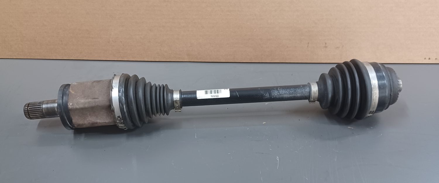 BMW X3,F25 Front Left Side Drive Shaft 7598027 Genuine Product Used