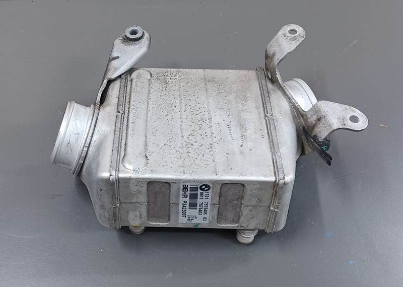 BMW F07 GT,F03 LCi,X6,F16 Intercooler Charge Air Cooler 7575405 Genuine Product Used