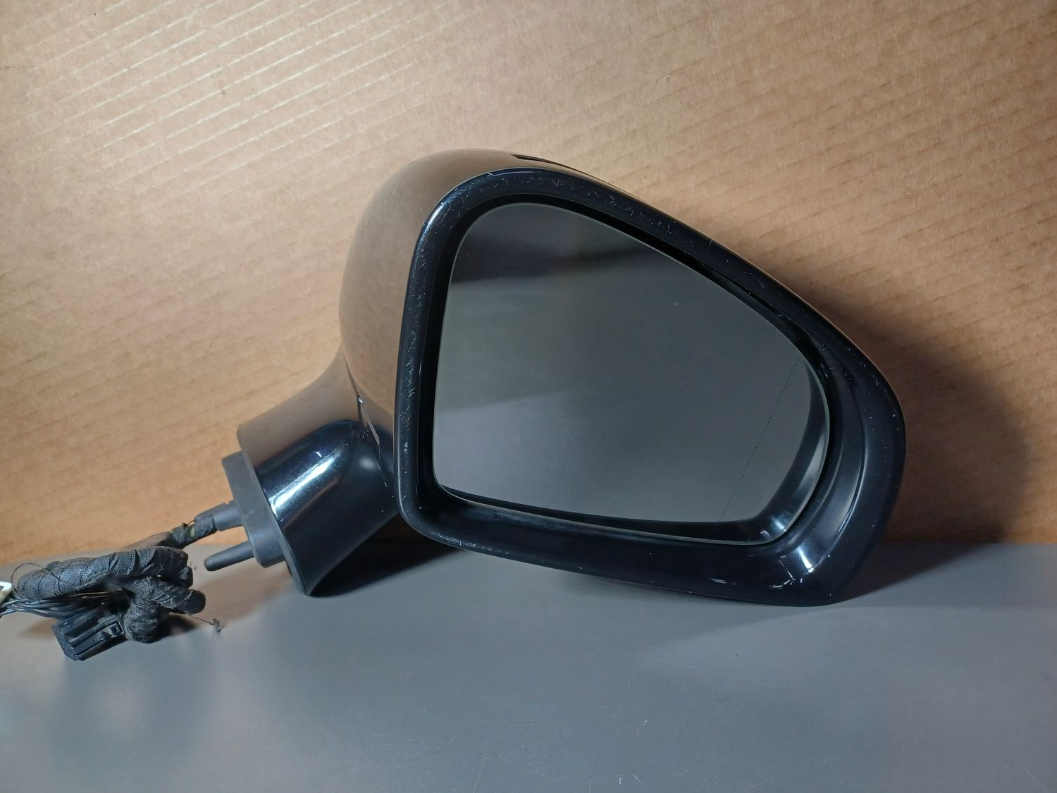 A1728108016 Mercedes benz Front Right Side Mirror Foldable Type With Signal Light Black Colour W172 SLK 2011_2014 Model Part Number A172 810 80 16