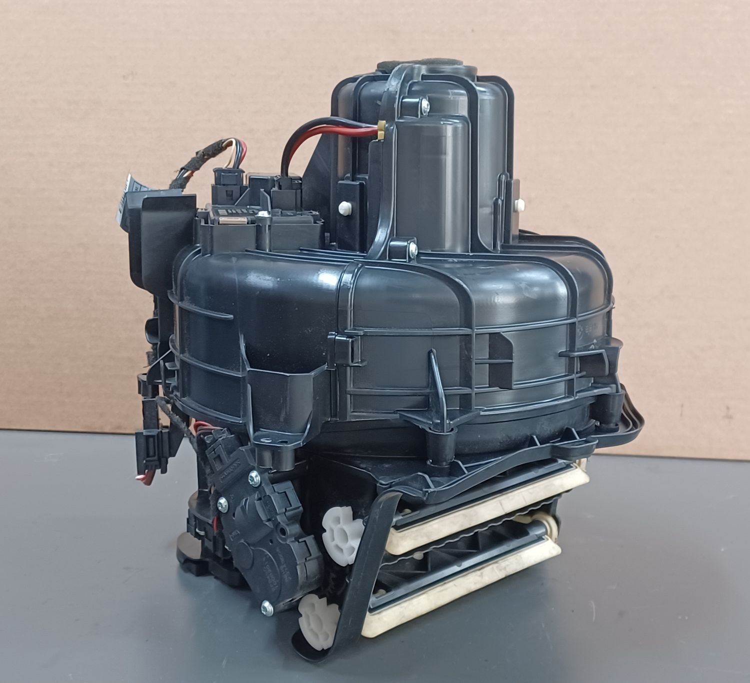BMW F07 GT,F12,F01 LCi Blower Unit 9248170 Genuine Product Used