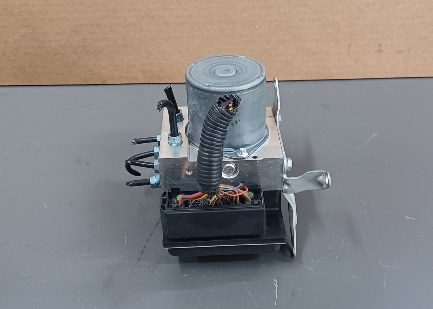 BMW X1,E84 ABS Pump 6850226 Genuine Products Used