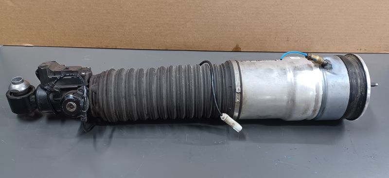 BMW F01 LCi F02 LCi Rear Air Suspension Strut Right Side 6858812 Genuine Product Used