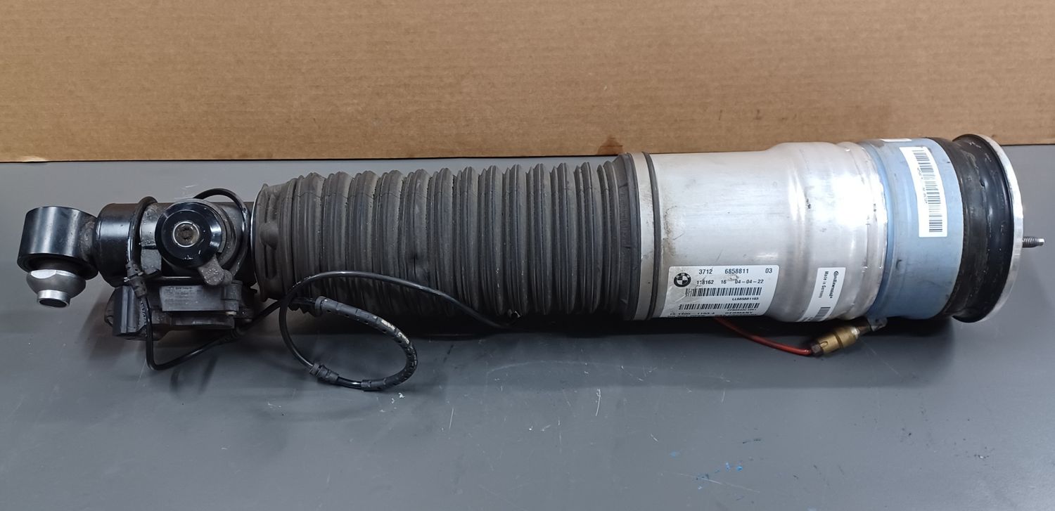 BMW F01 LCi F02 LCi Air Suspension Strut Rear Left Side 6858811 Genuine Product Used