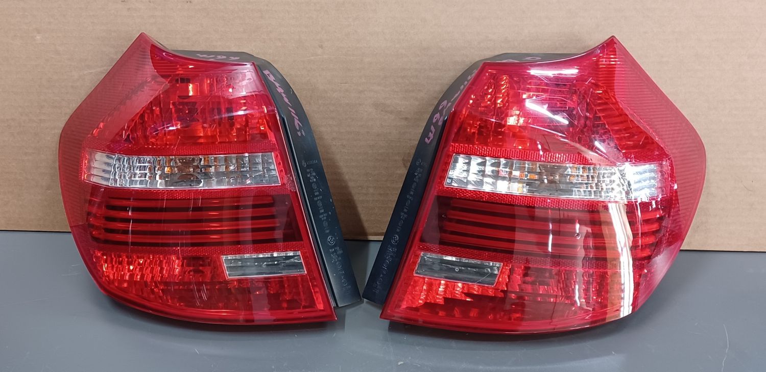 BMW E87 LCi E81 Rear Tail Light LED Left and Right Pair 7181298, 7181297 Genuine Product used