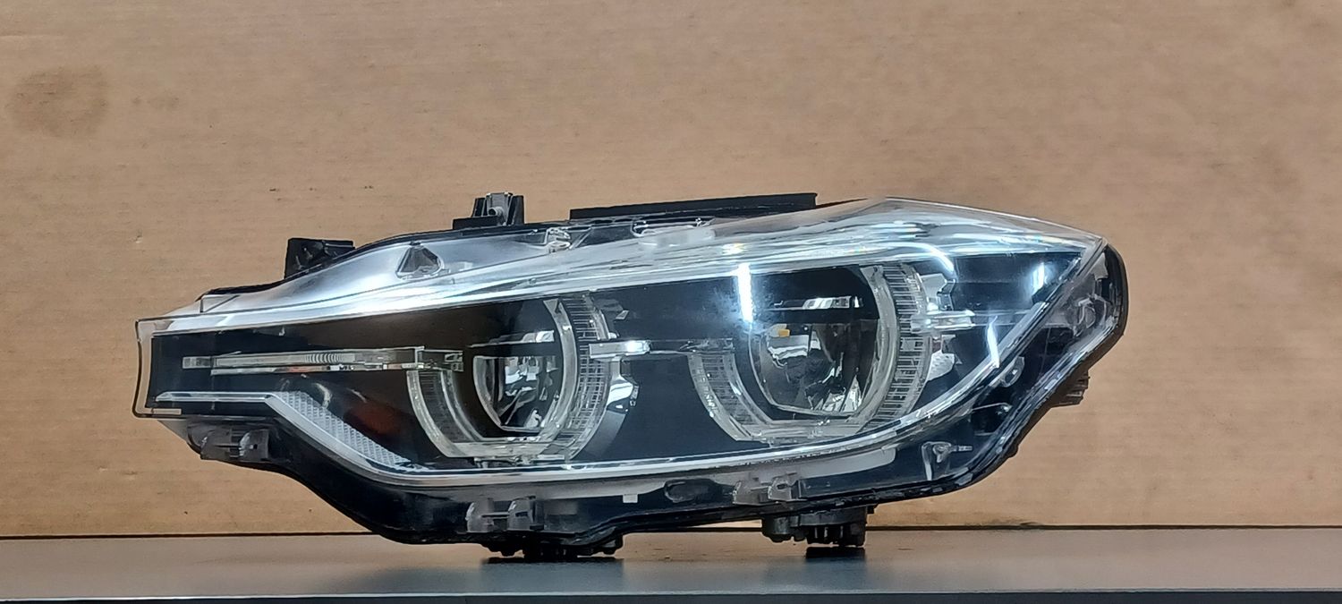 BMW F30 Left Side Head Light LED ECE 7492611 Genuine Product Used