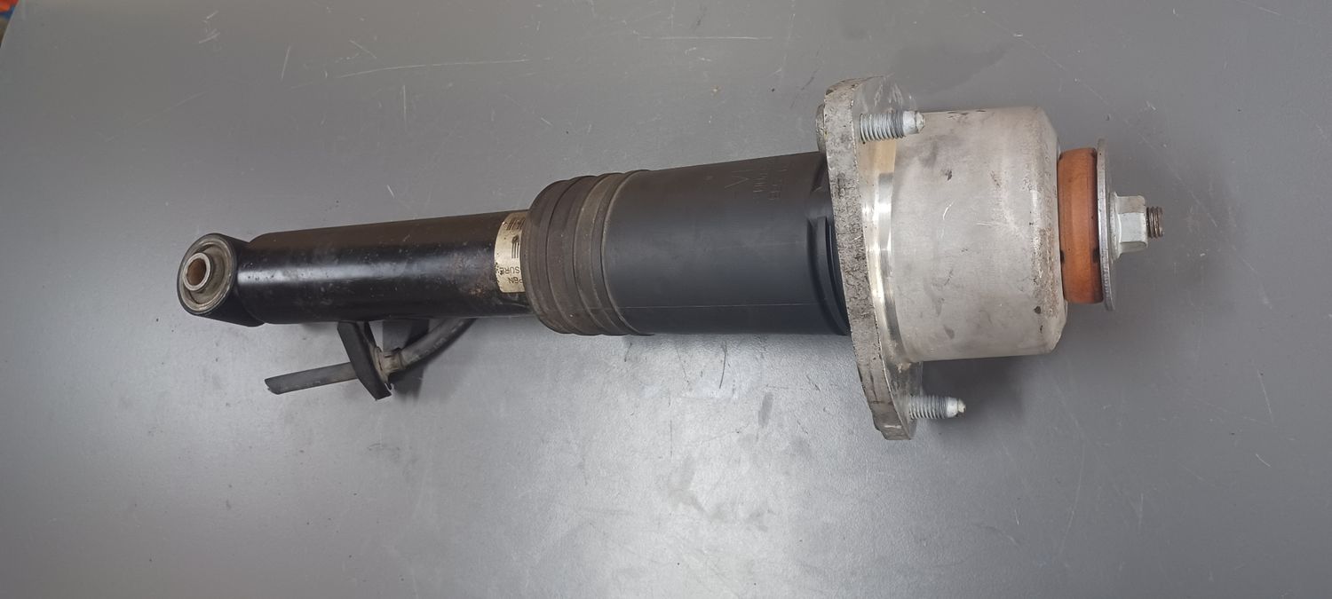 BMW X6 E71 Rear Right Side Shock Absorber6783018 Genuine Product used