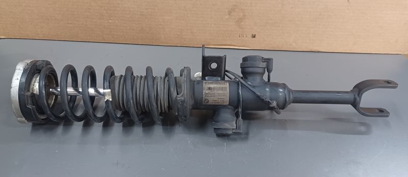 BMW F07 GT,F01 LCi Front Left Spring Strut 6863115 Genuine Product used