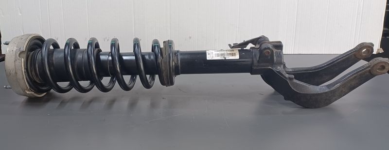 BMW X5, E70 Front Spring Strut 6781918 Genuine Product used