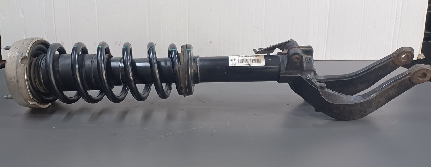 BMW X5, E70 Front Spring Strut 6781918 Genuine Product used