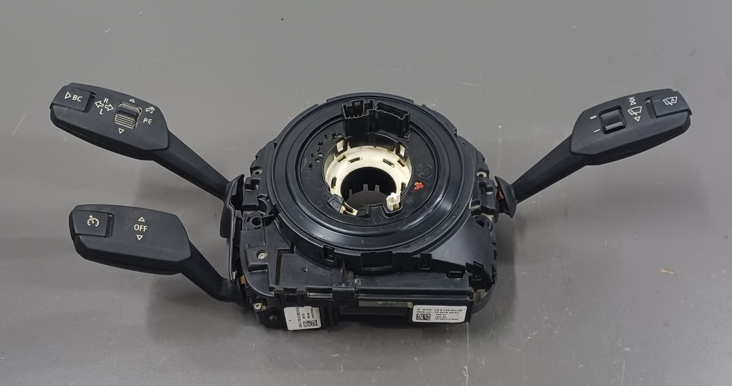 BMW E91,X1 ,E84 Switch Unit Steering Column 9123051 Genuine Product used