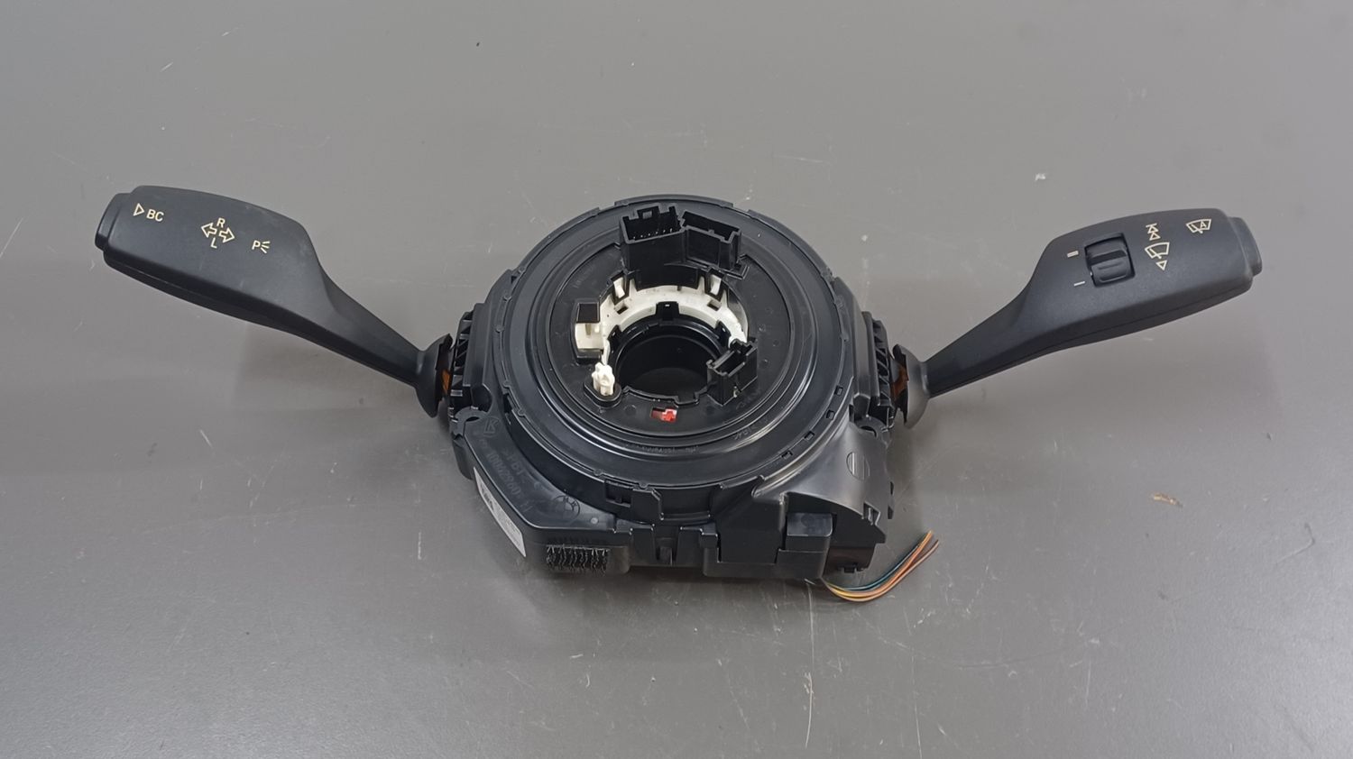BMW F22,X4,F26 Switch Unit Steering Column 9351140 Genuine product used