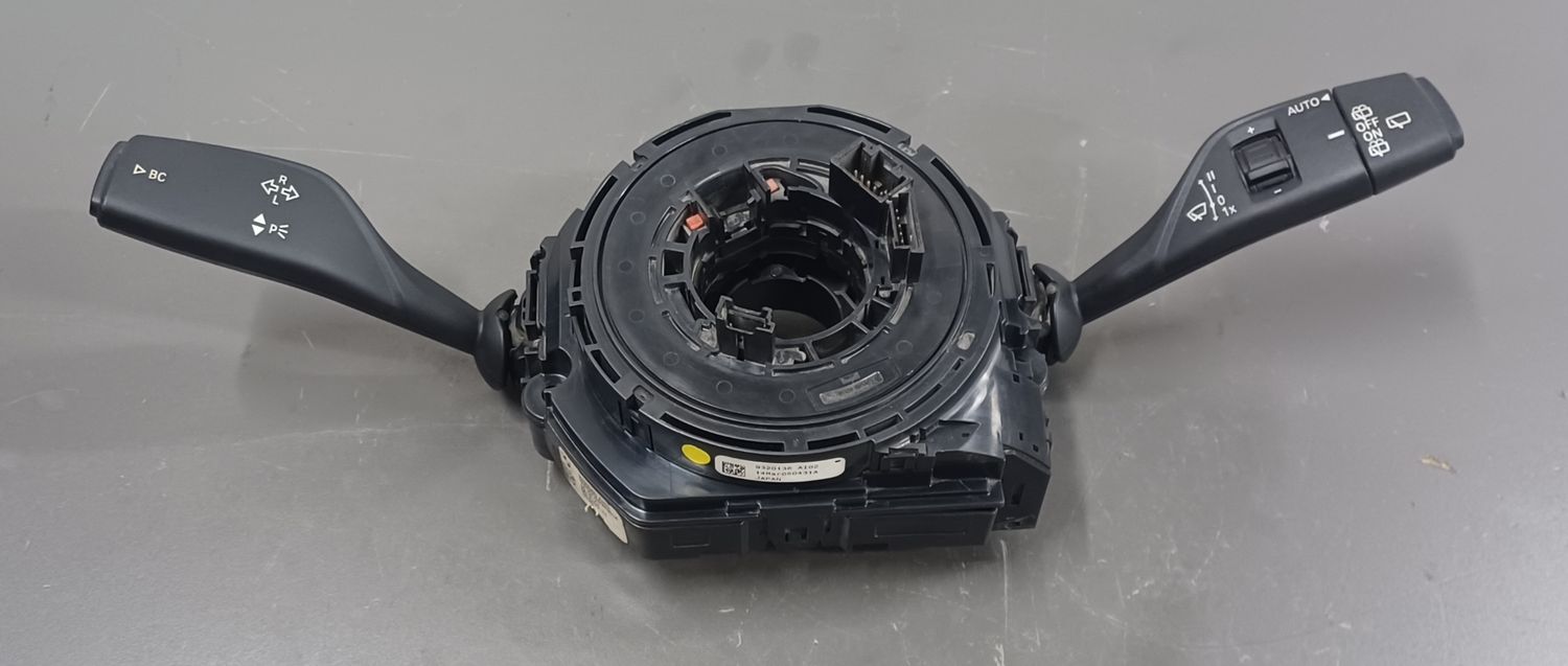 BMW X3,F25,X5,F15 Switch Unit Steering Column 9330565 Genuine Product used