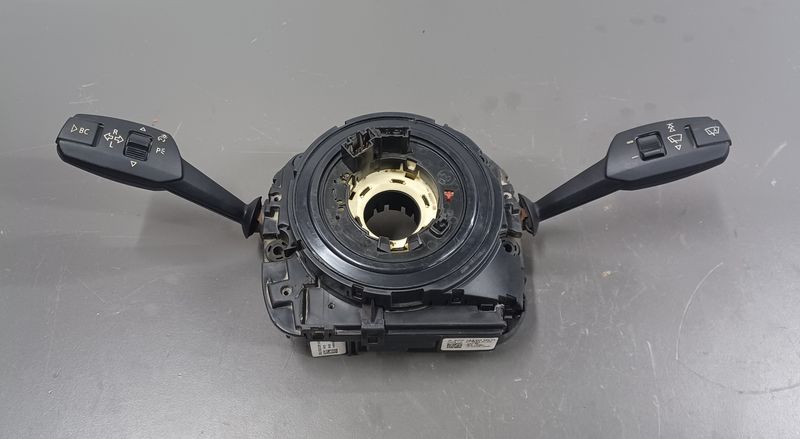 BMW E81,E87 Switch Unit Steering Column 6989586 Genuine Product used