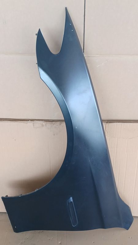 BMW F10 Fender 2010 to 2016 Left Side Mate Dark Blue Color Genuine Product used