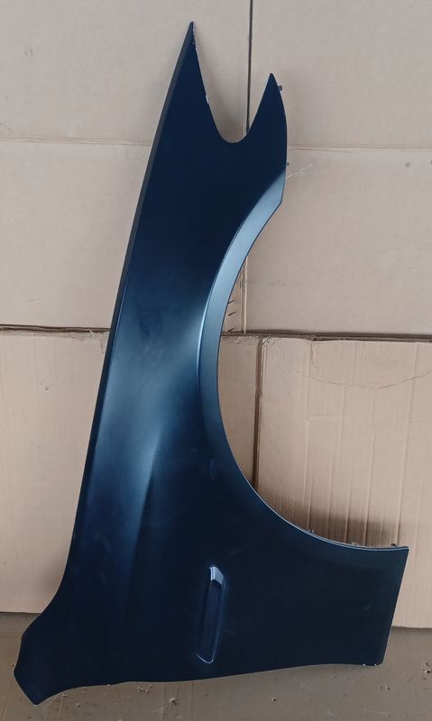 BMW F10 Fender 2010 to 2016 Right Side Mat Dark Blue Genuine Product used