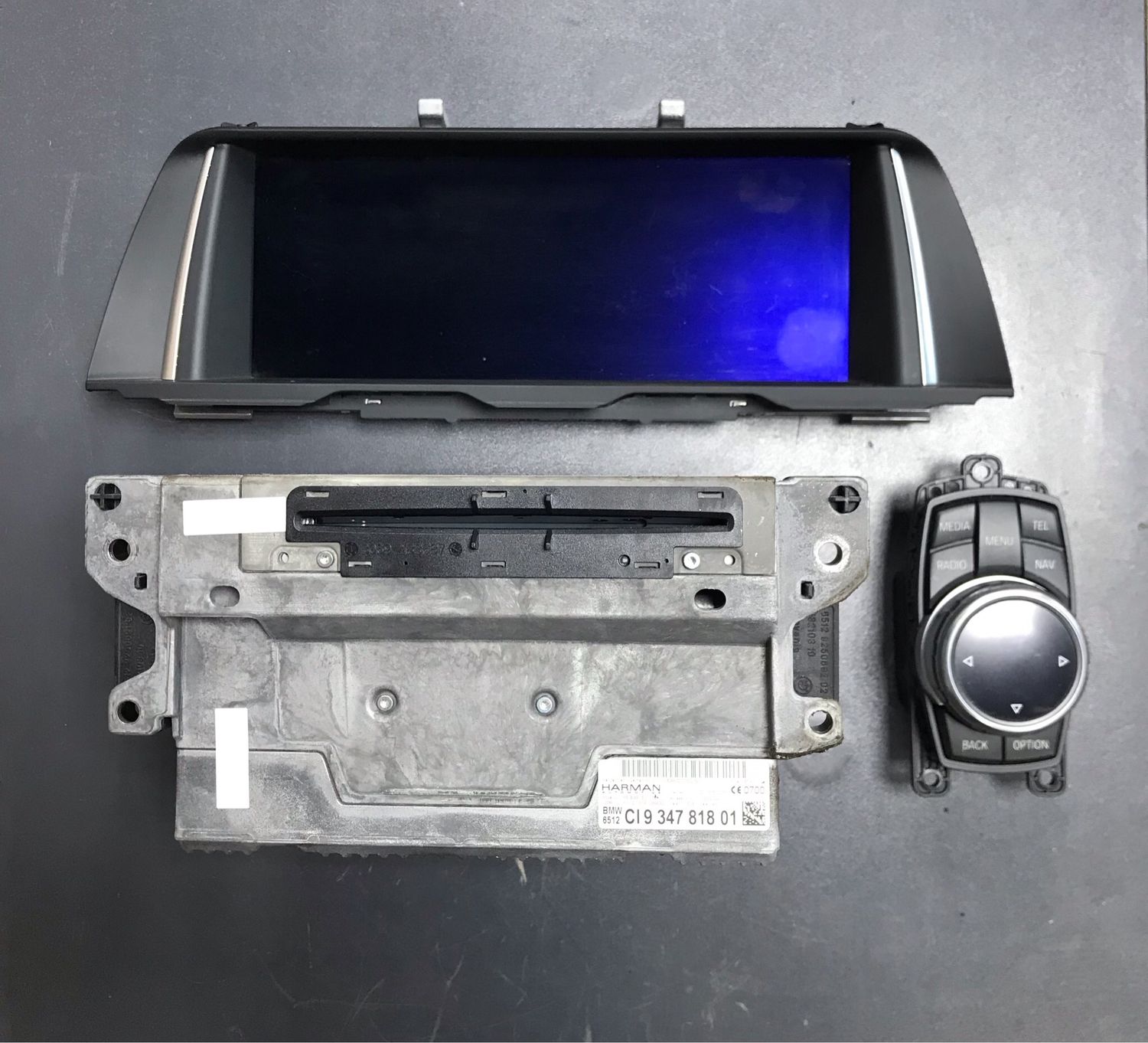 BMW 5 SERIES F10 NAVI SET PROFESSIONAL NBT HEAD UNIT WITH DISPLAY SCREEN AND CONTROLLER