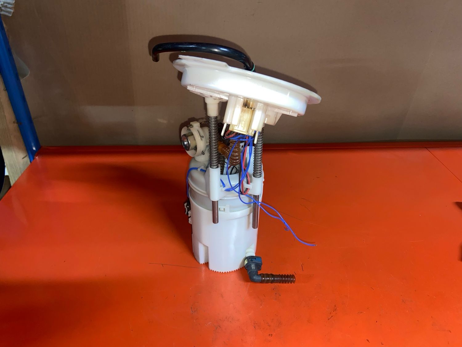 BMW X3 Fuel Pump Assembly 7279360 Genuine Product Used
