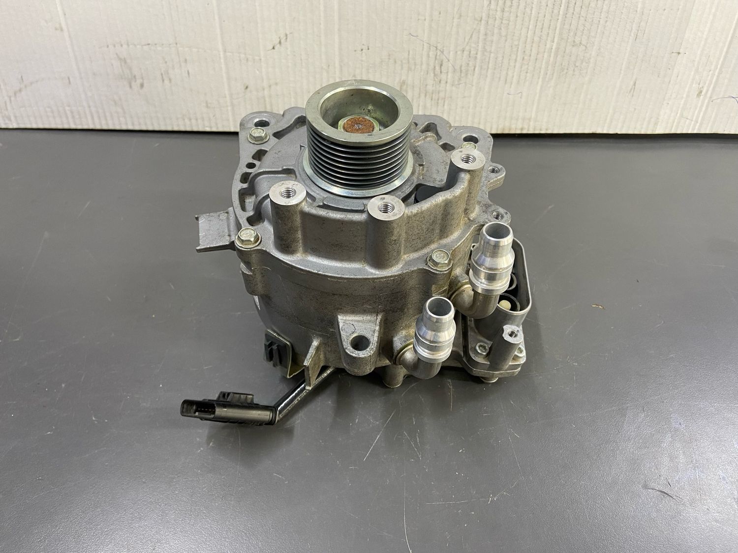 BMW F45 F48 F30 Hybrid Engine Alternator Generator 7649390 Used
