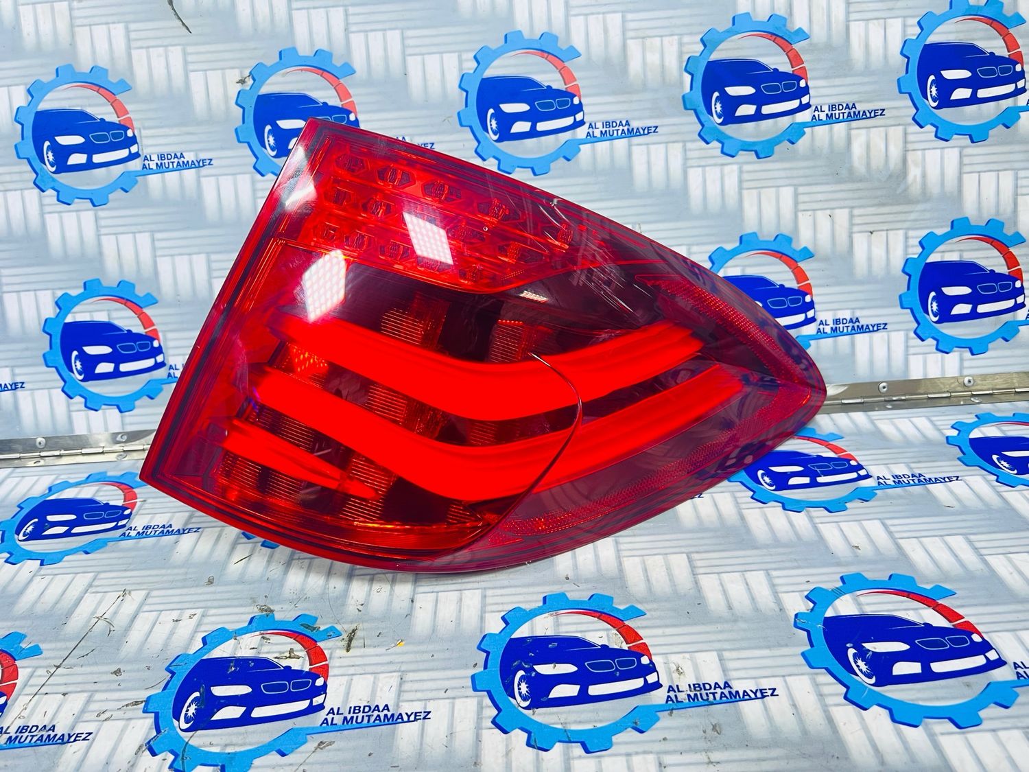 5 series F07 GT  rear right brakelight taillight lamb 7199644