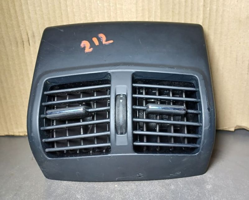 2010-2015 Mercedes-Benz W212 E Class E350 Rear Center Console Air Vent AC Panel Cover A212 830 04 54
